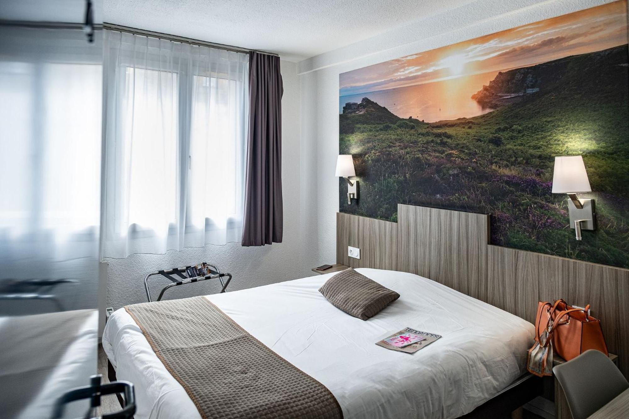 Contact Hotel Du Champ De Mars De Saint-Brieuc Dış mekan fotoğraf