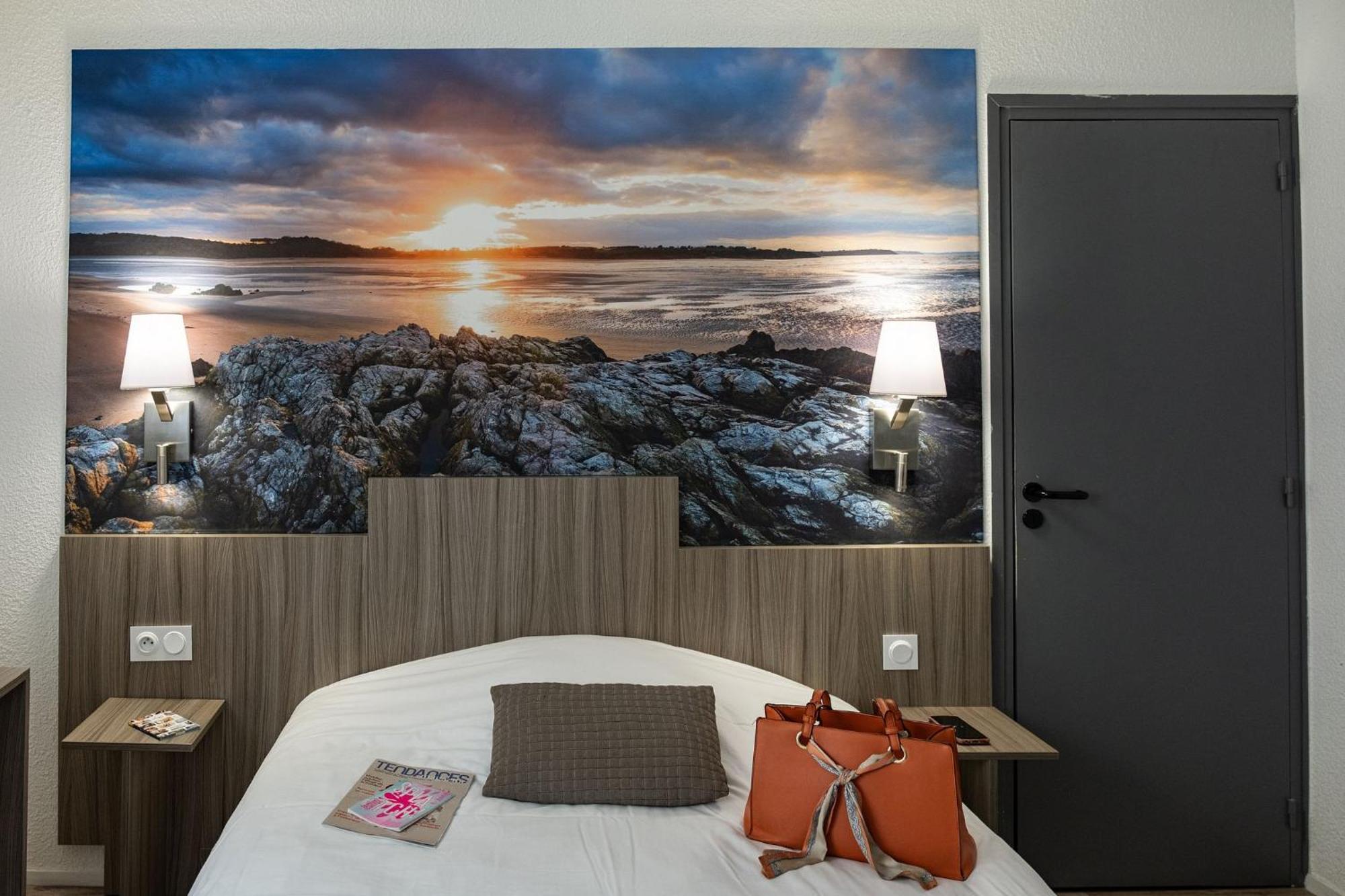 Contact Hotel Du Champ De Mars De Saint-Brieuc Dış mekan fotoğraf