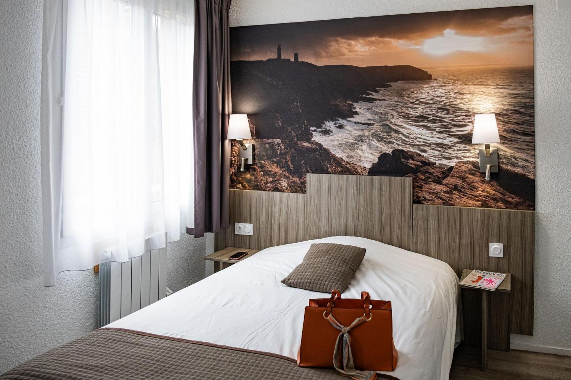Contact Hotel Du Champ De Mars De Saint-Brieuc Dış mekan fotoğraf