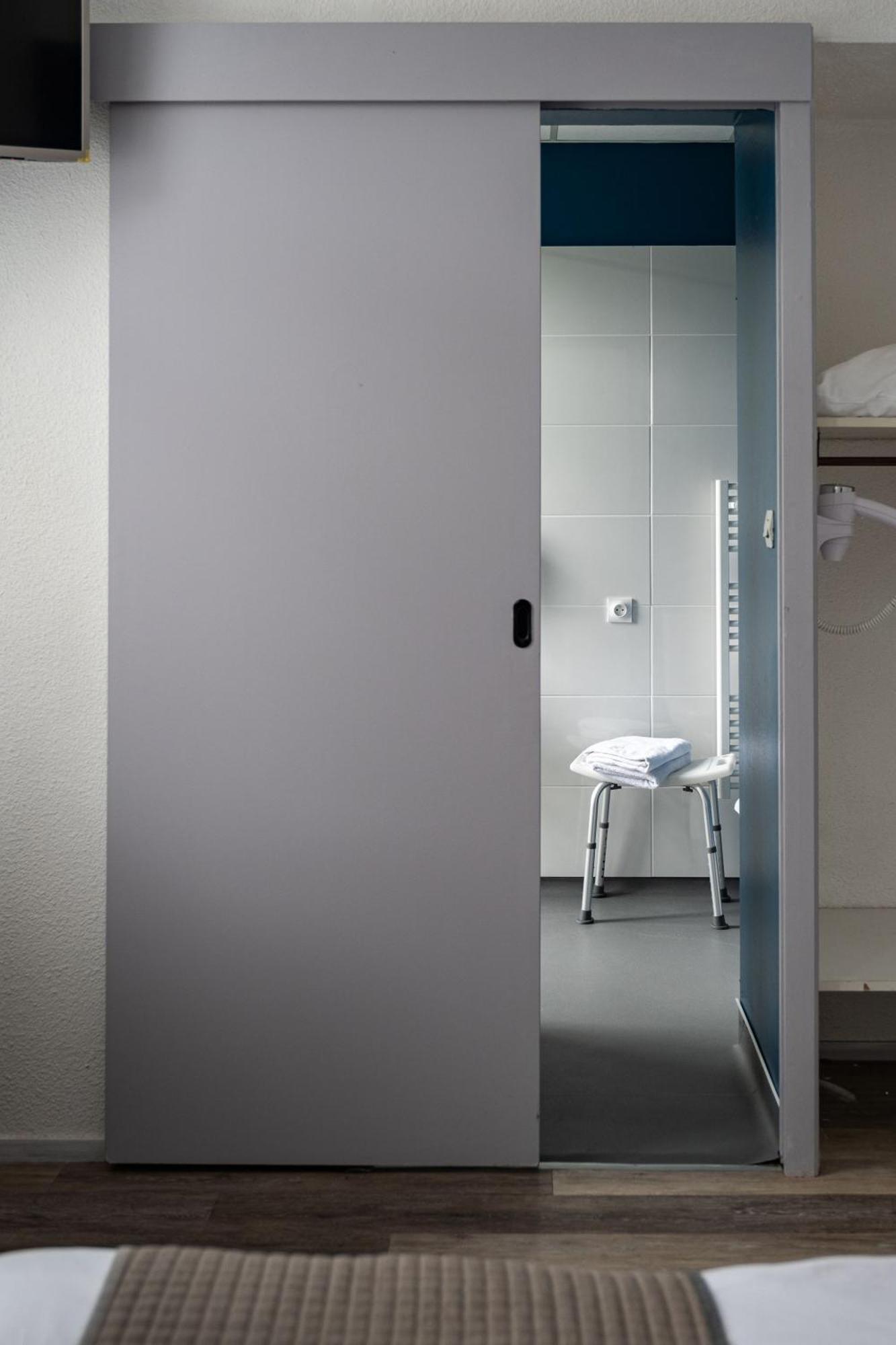 Contact Hotel Du Champ De Mars De Saint-Brieuc Dış mekan fotoğraf